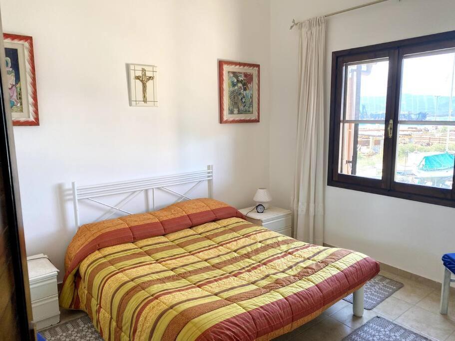 Appartamento Con Terrazza Vista Mare. Àrbatax Buitenkant foto